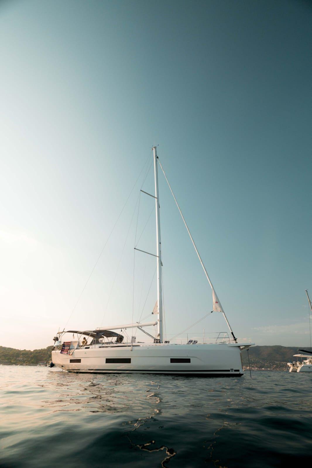 dufour 470