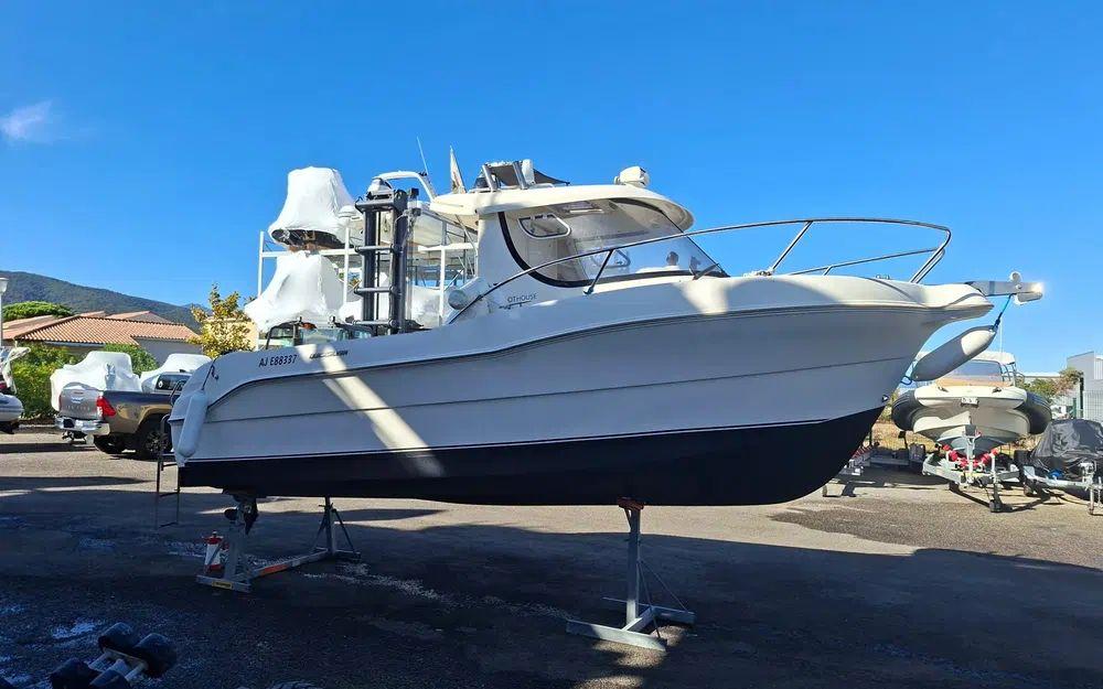 quicksilver 640 pilothouse