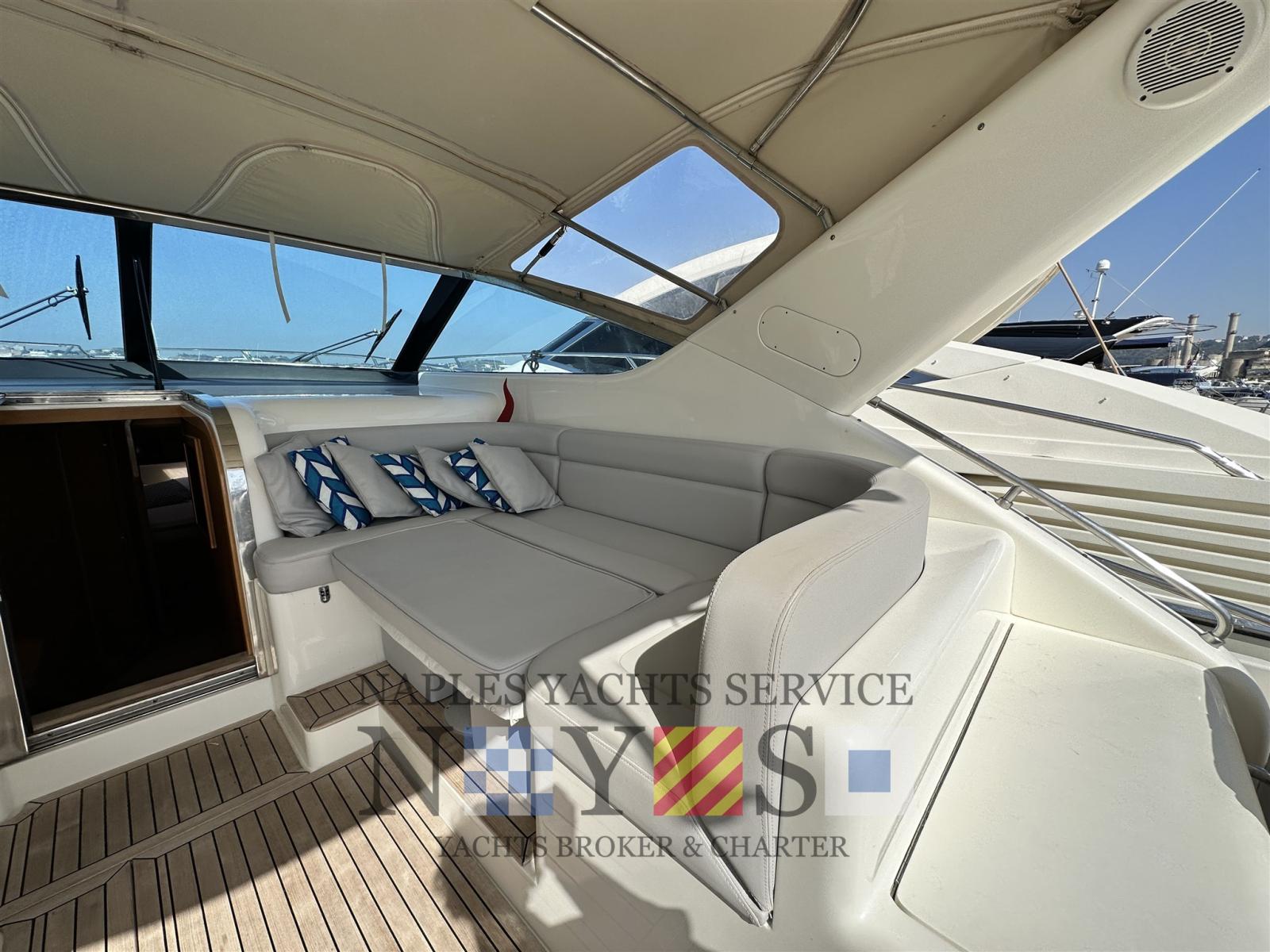 uniesse 42' open