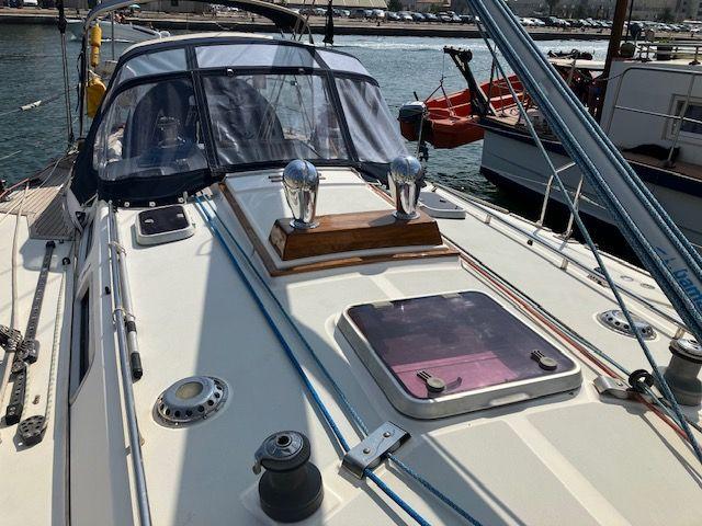 j boats J boats j 44