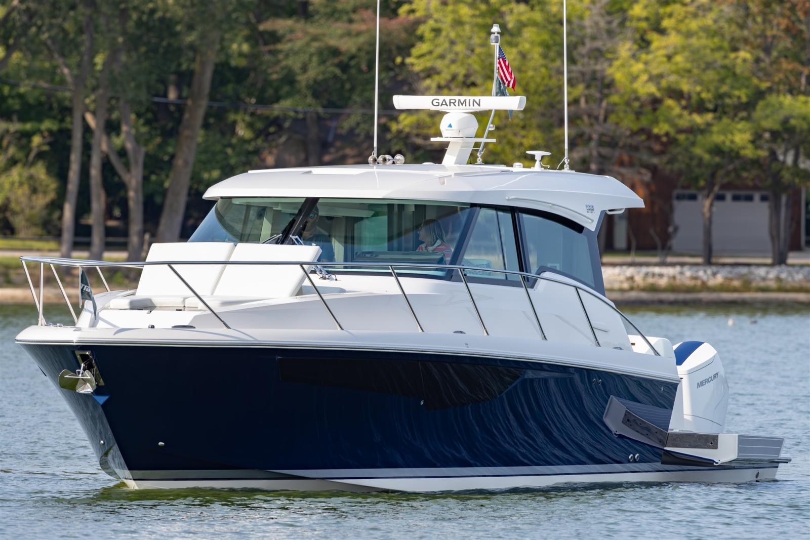 tiara yachts 43le