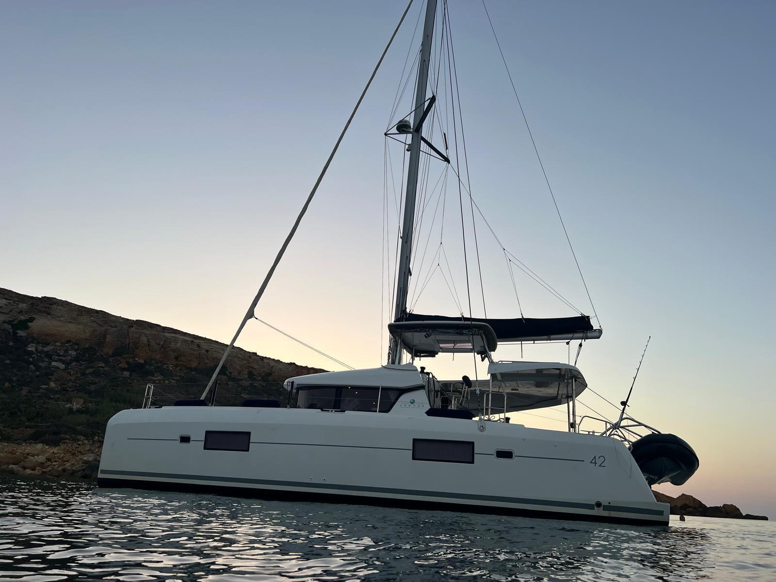 lagoon 42