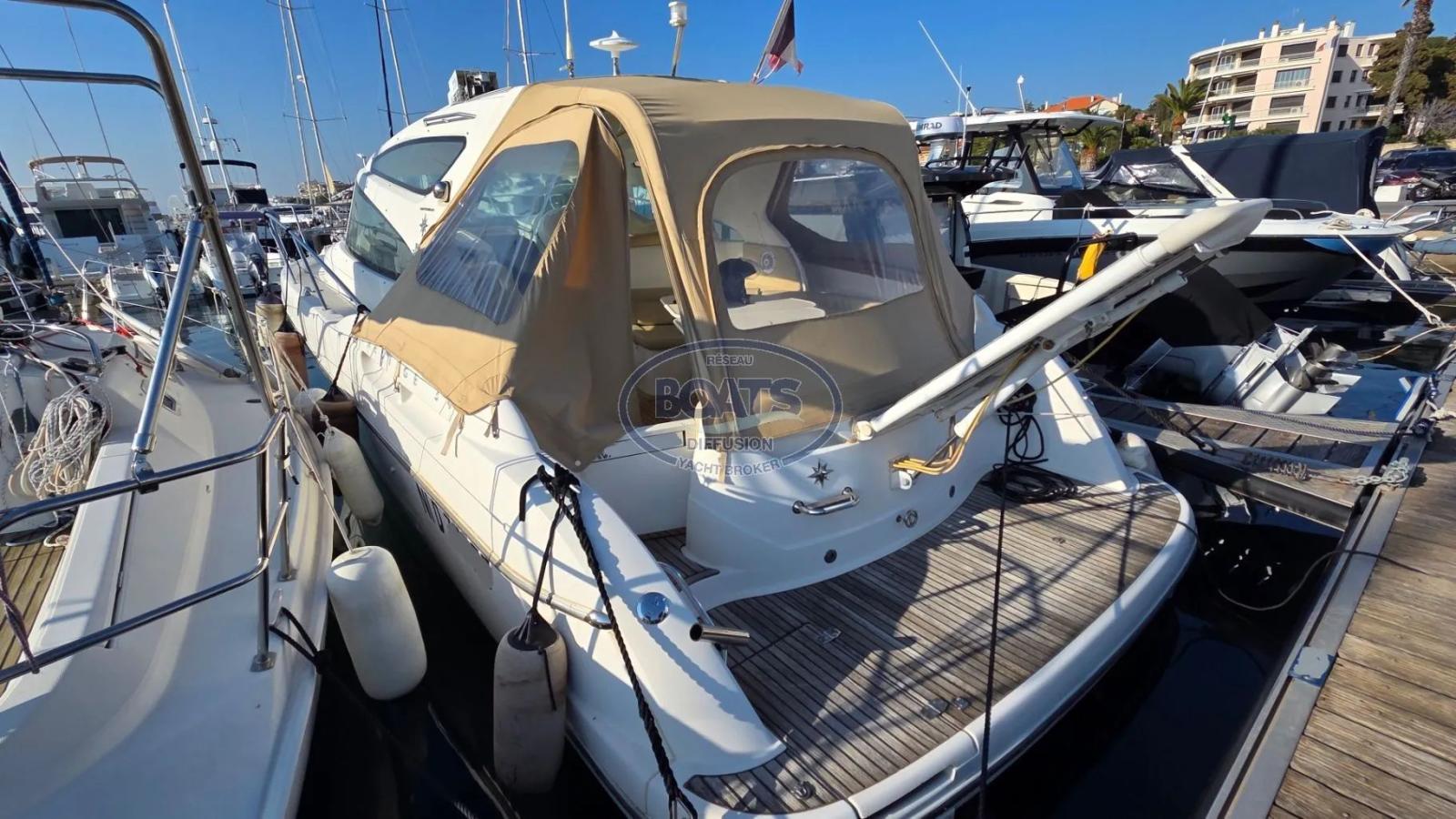 jeanneau Prestige 34 s hard top