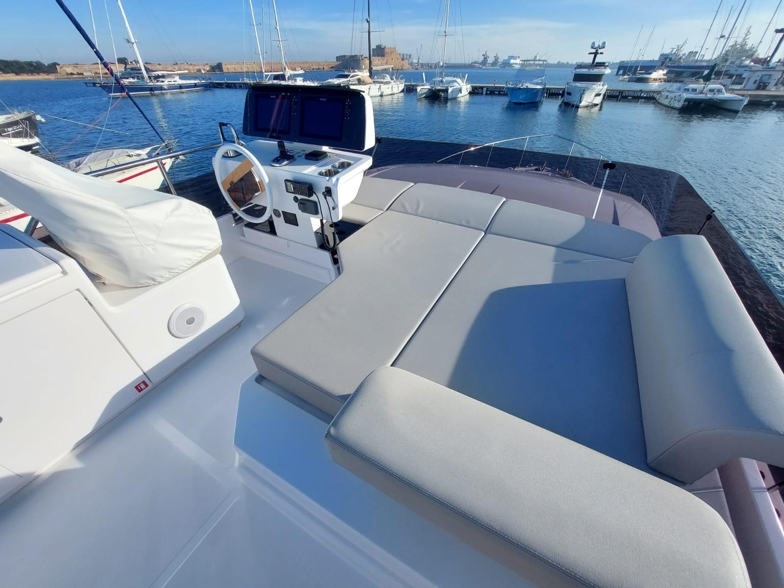 ferretti yachts 500
