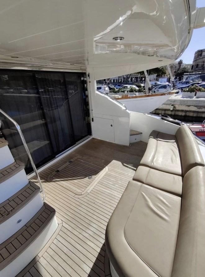 princess yachts 50 flybridge