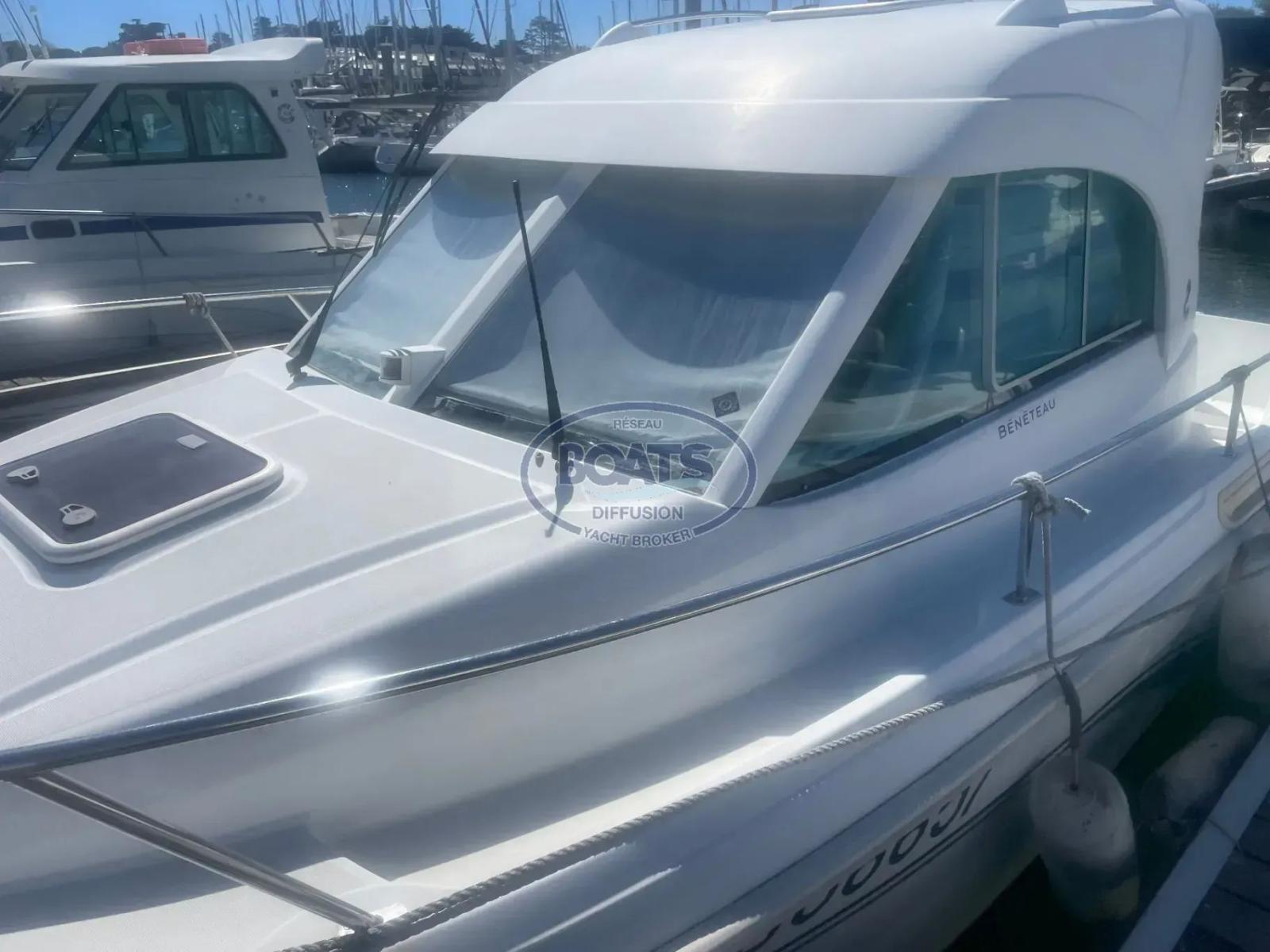 beneteau Antares 6