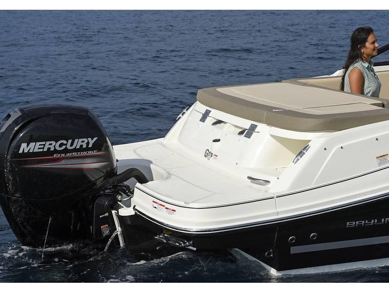 bayliner Vr 5 cuddy hb
