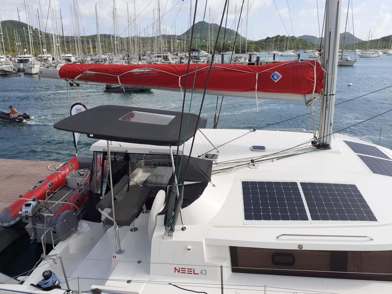 neel trimarans 43