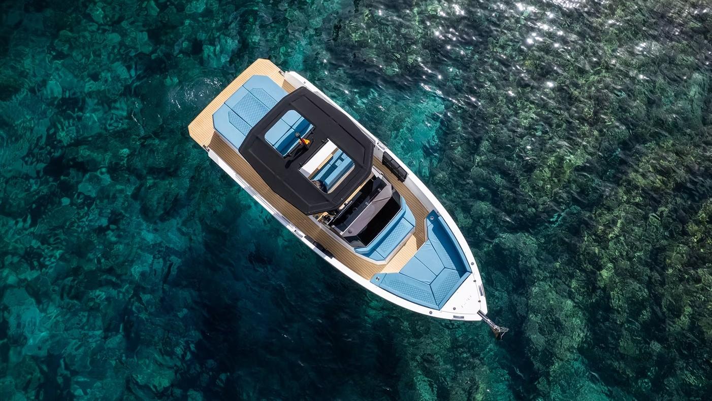 de antonio yachts D29