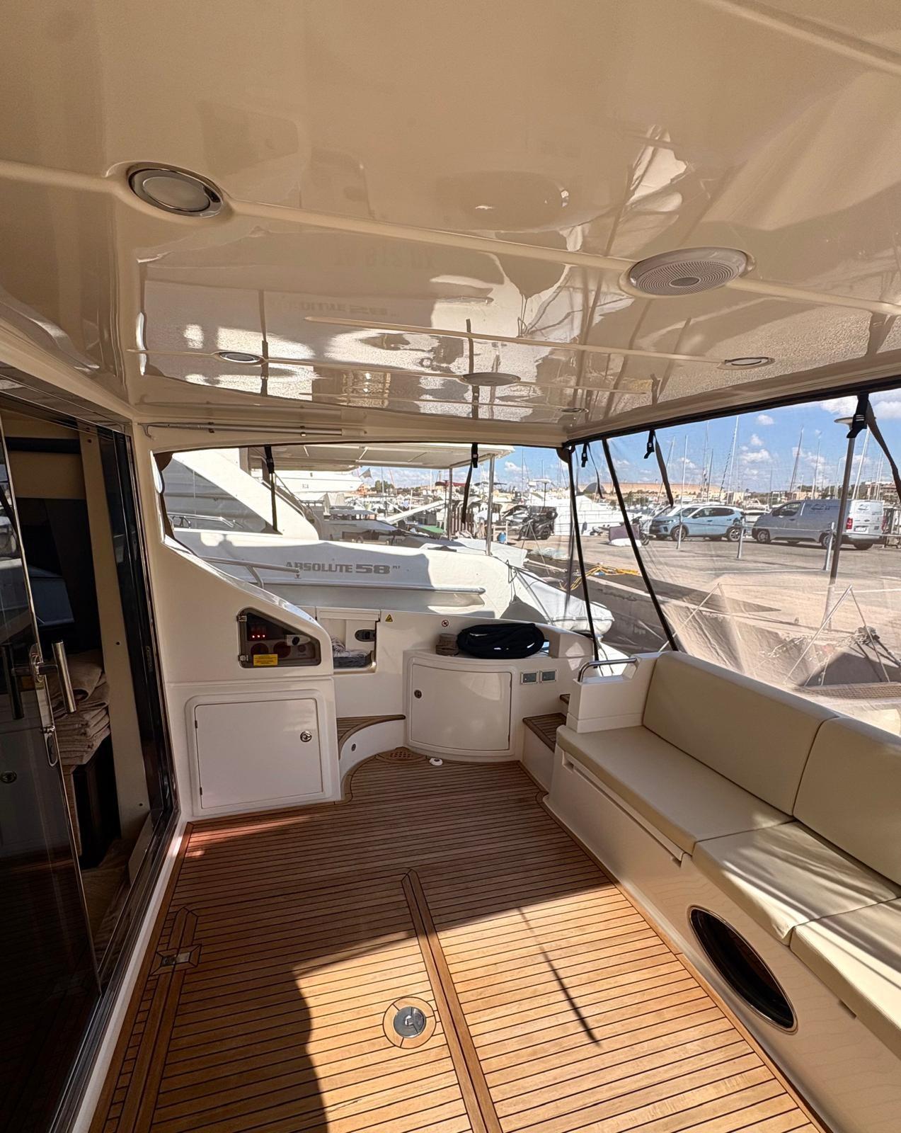 azimut 58 flybridge
