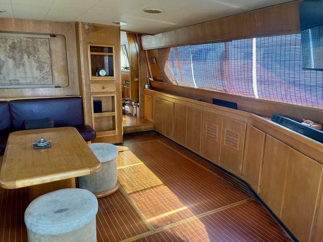 navar cantieri 20m fly