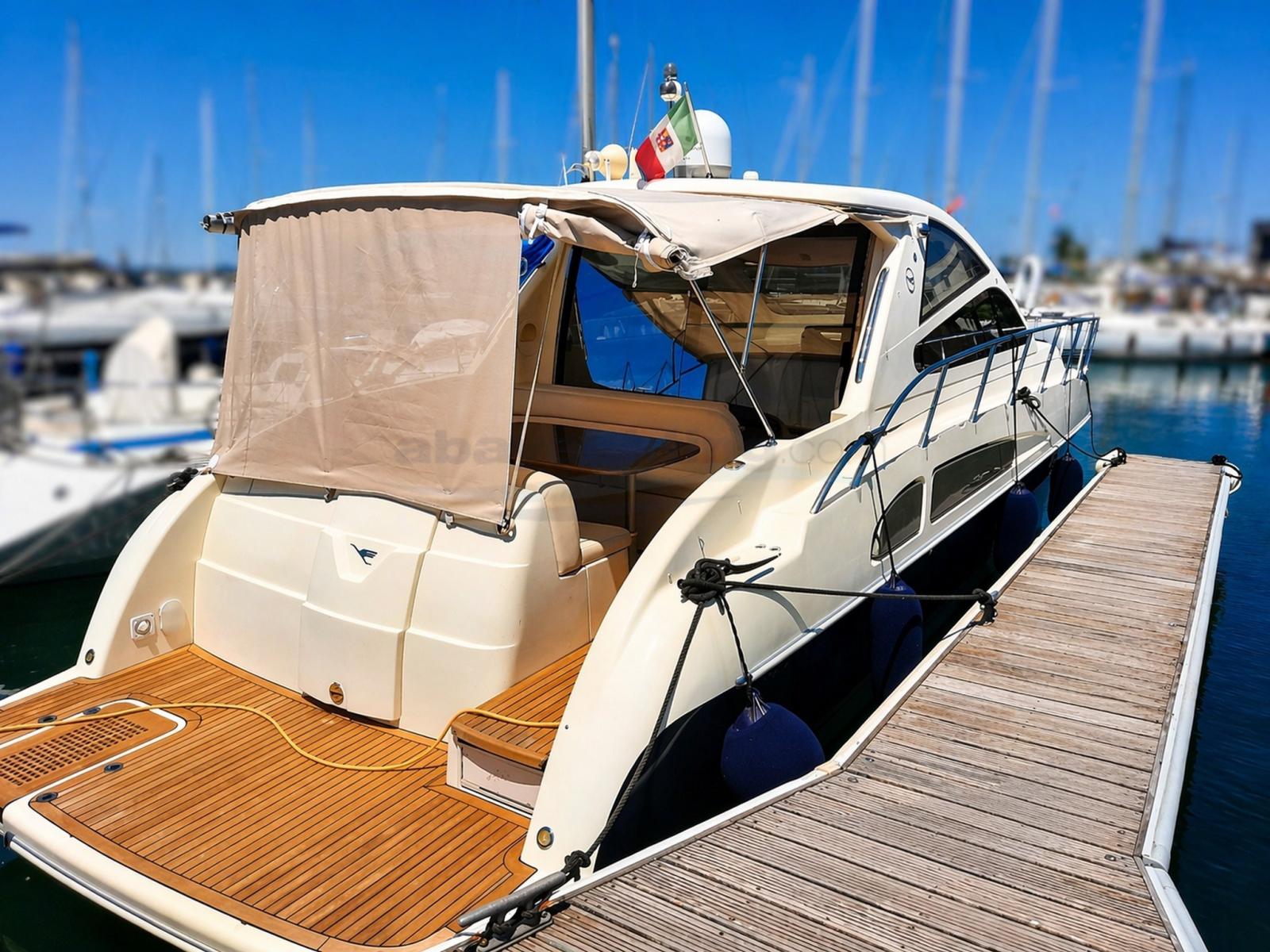 airon marine 4300 t-top