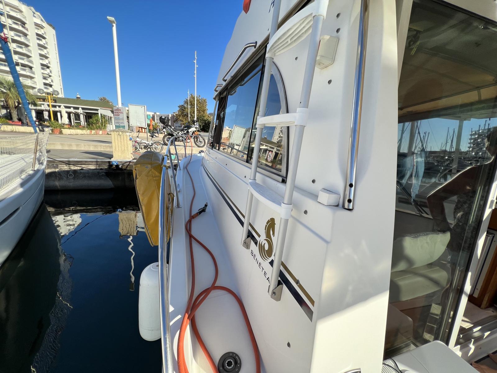 beneteau Antares serie 9