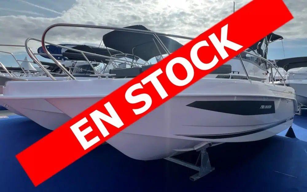 b2 marine Cap ferret 752