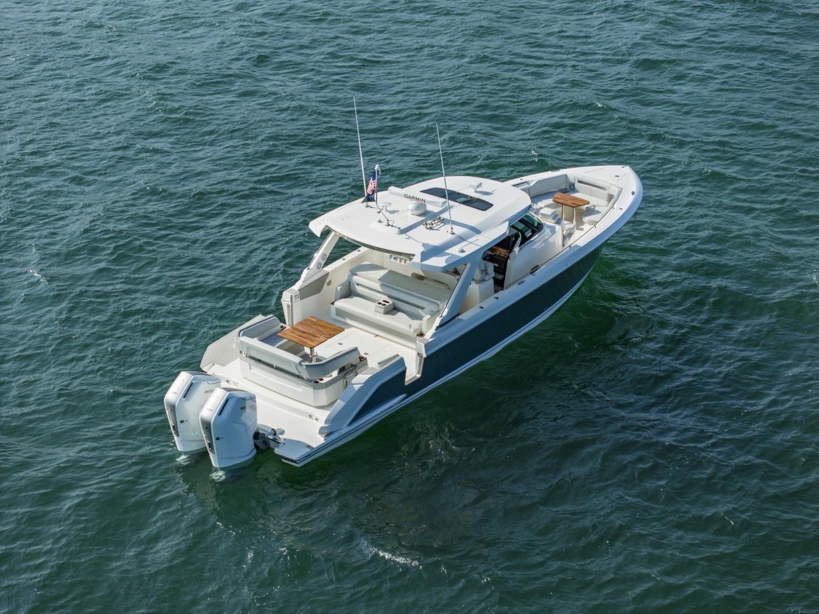 tiara yachts 43ls