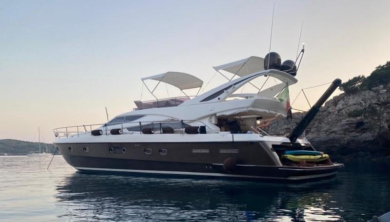 ferretti 620