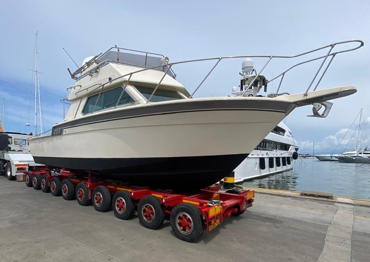 hatteras 32 sport fisherm.