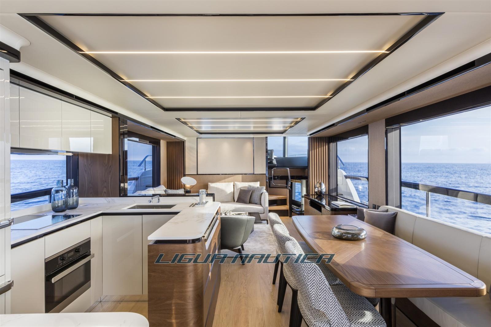 absolute Navetta 68