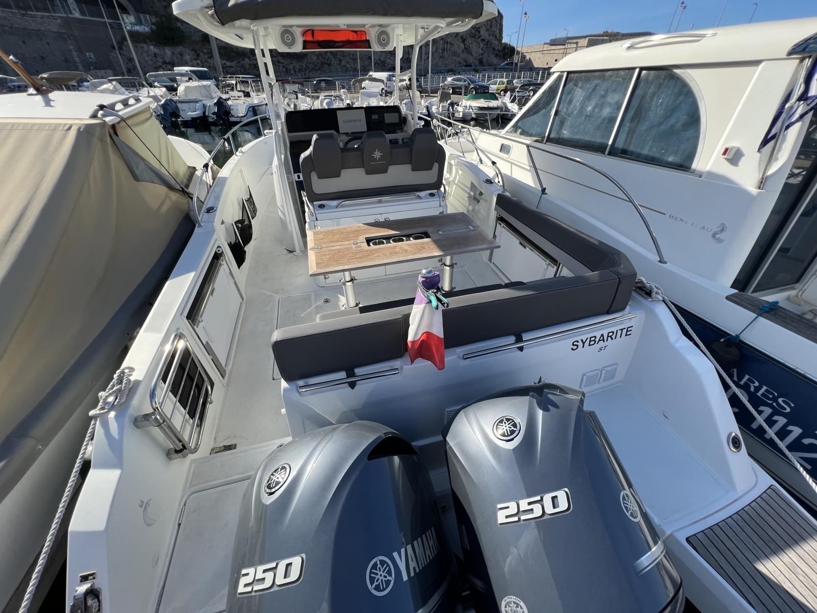 jeanneau Cap camarat 9.0 cc