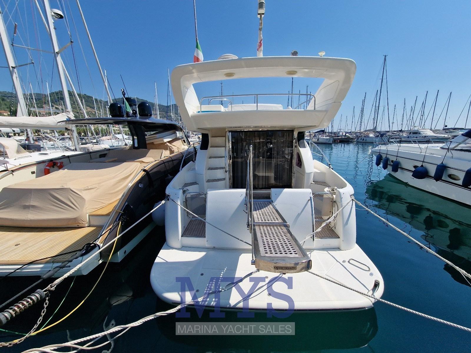 azimut 46