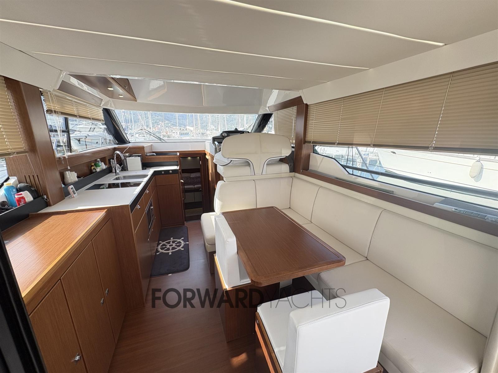 bavaria yachts Virtess 420