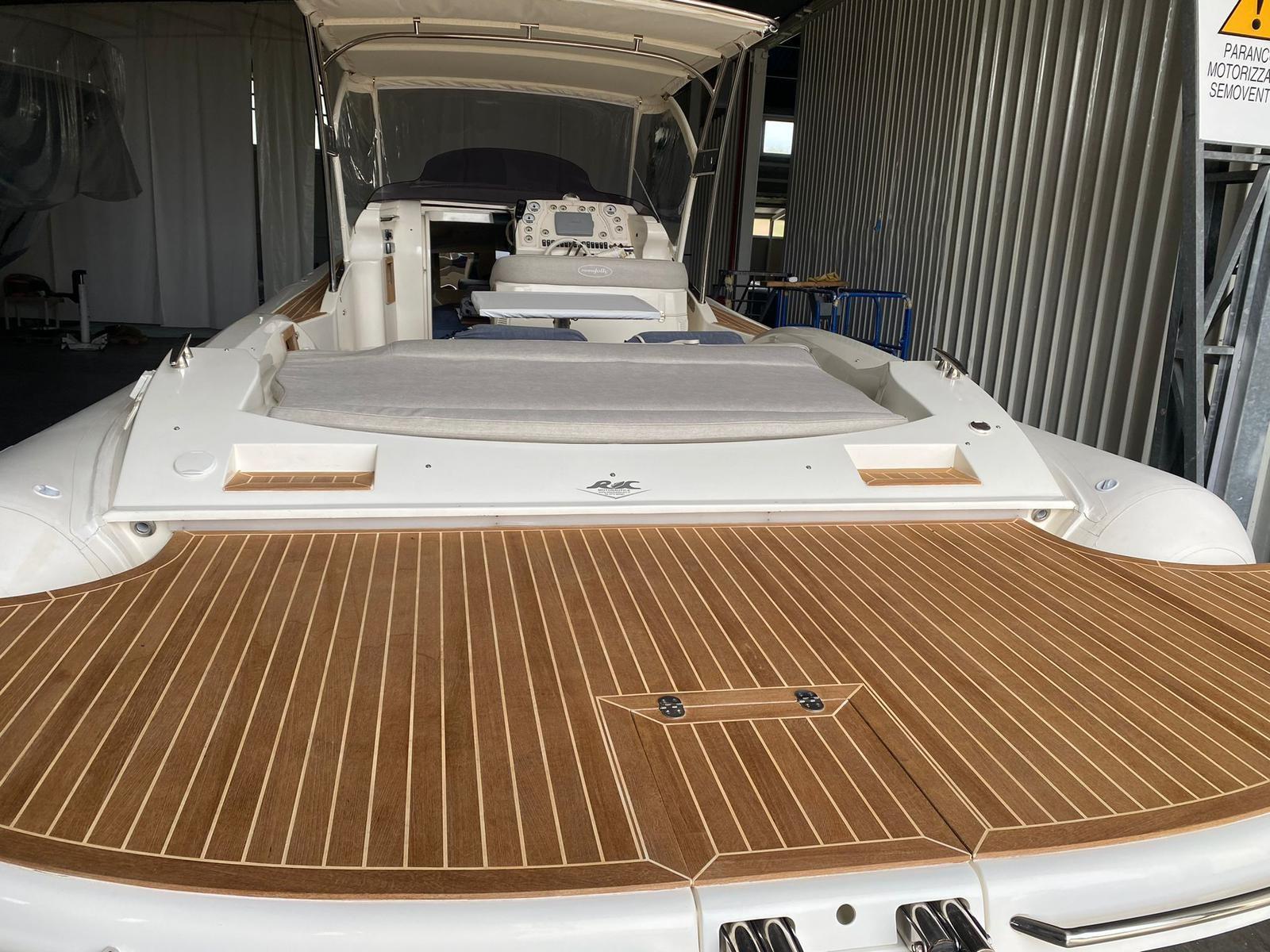 nuova jolly Prince 35 sport cabin ( outboard )