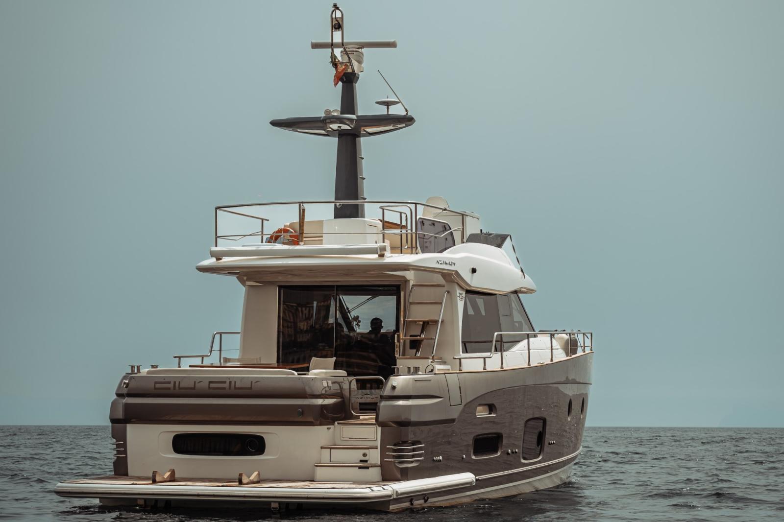 azimut yachts Magellano 53