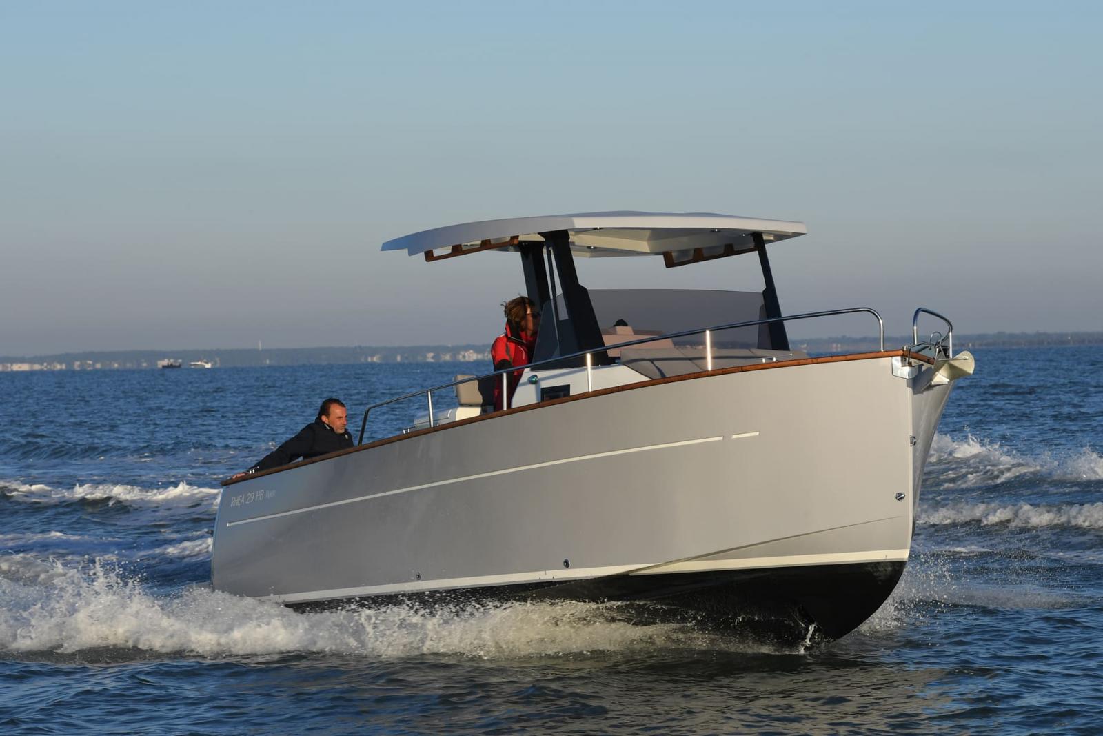 rhea marine 29 hb open