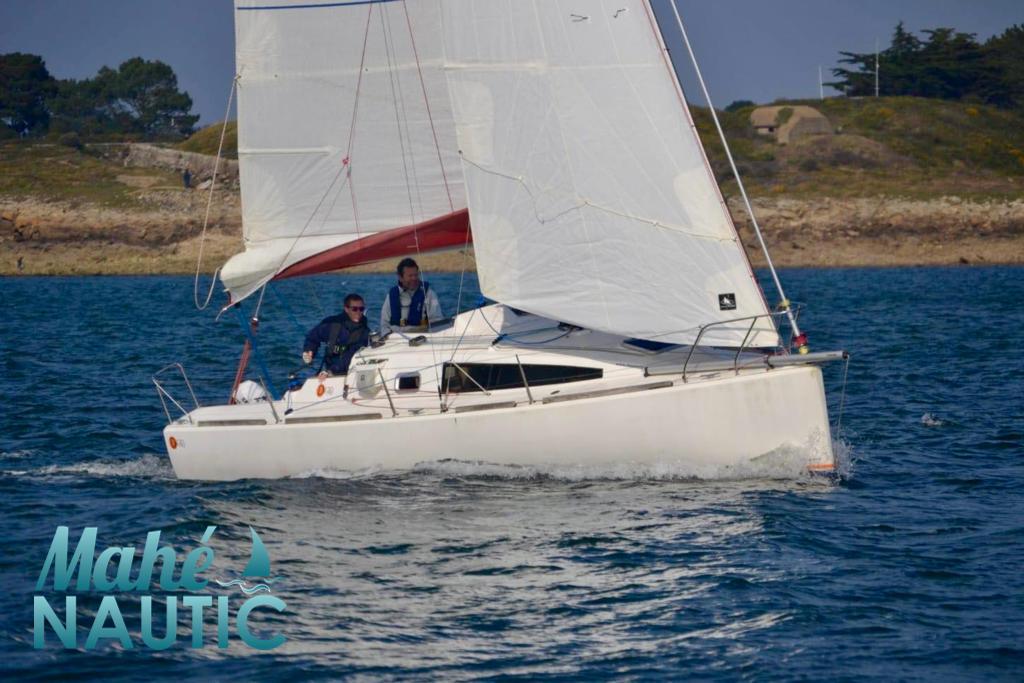 maree haute Django 770 biquille