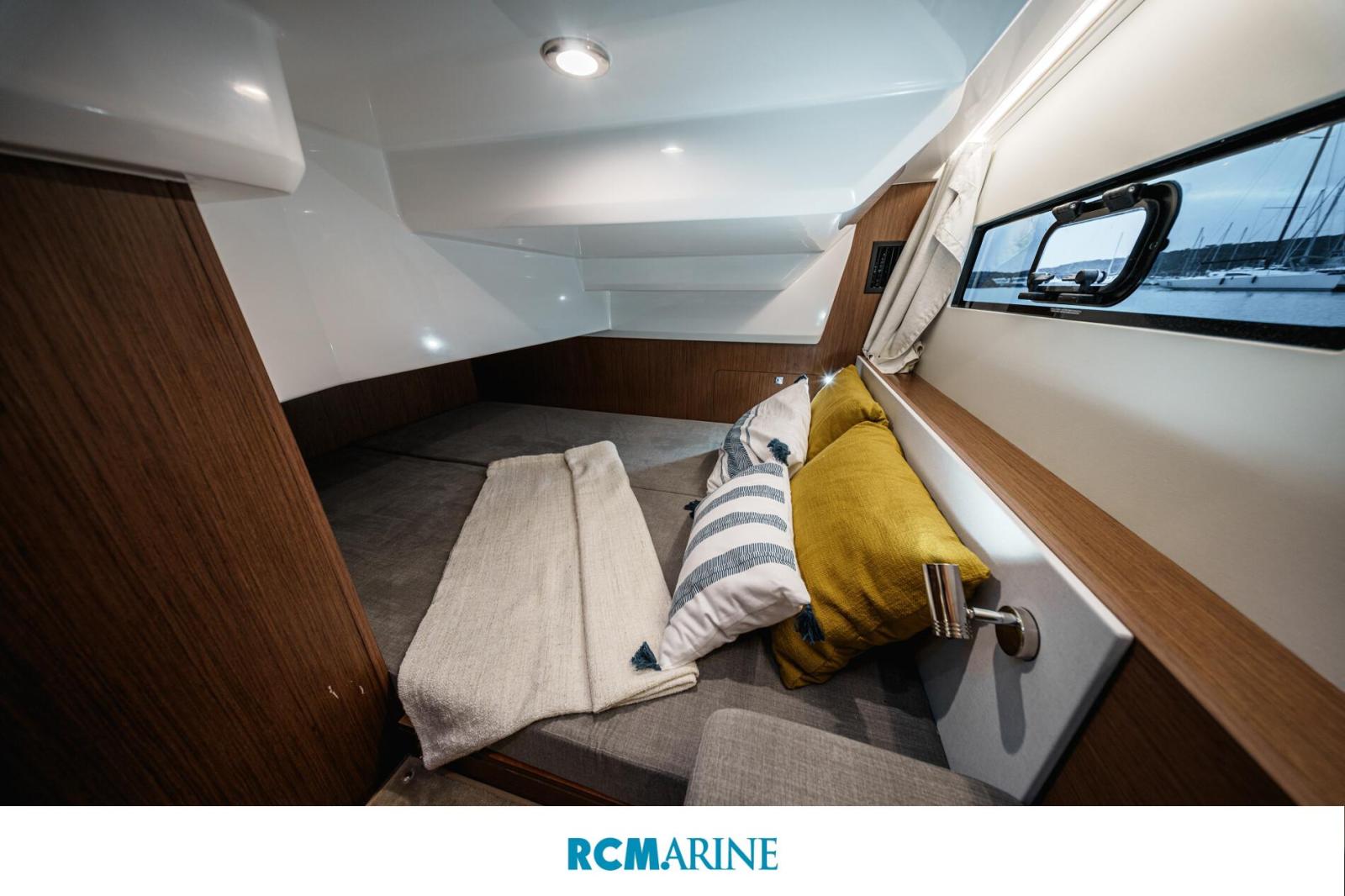 beneteau Antares 9 v2