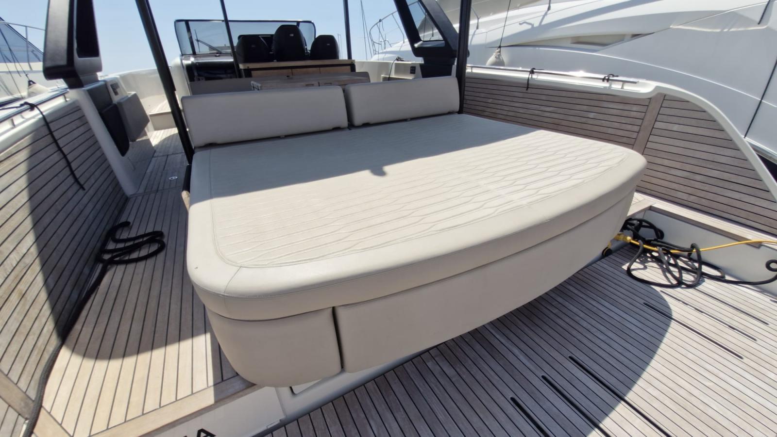 cranchi A46 luxury tender