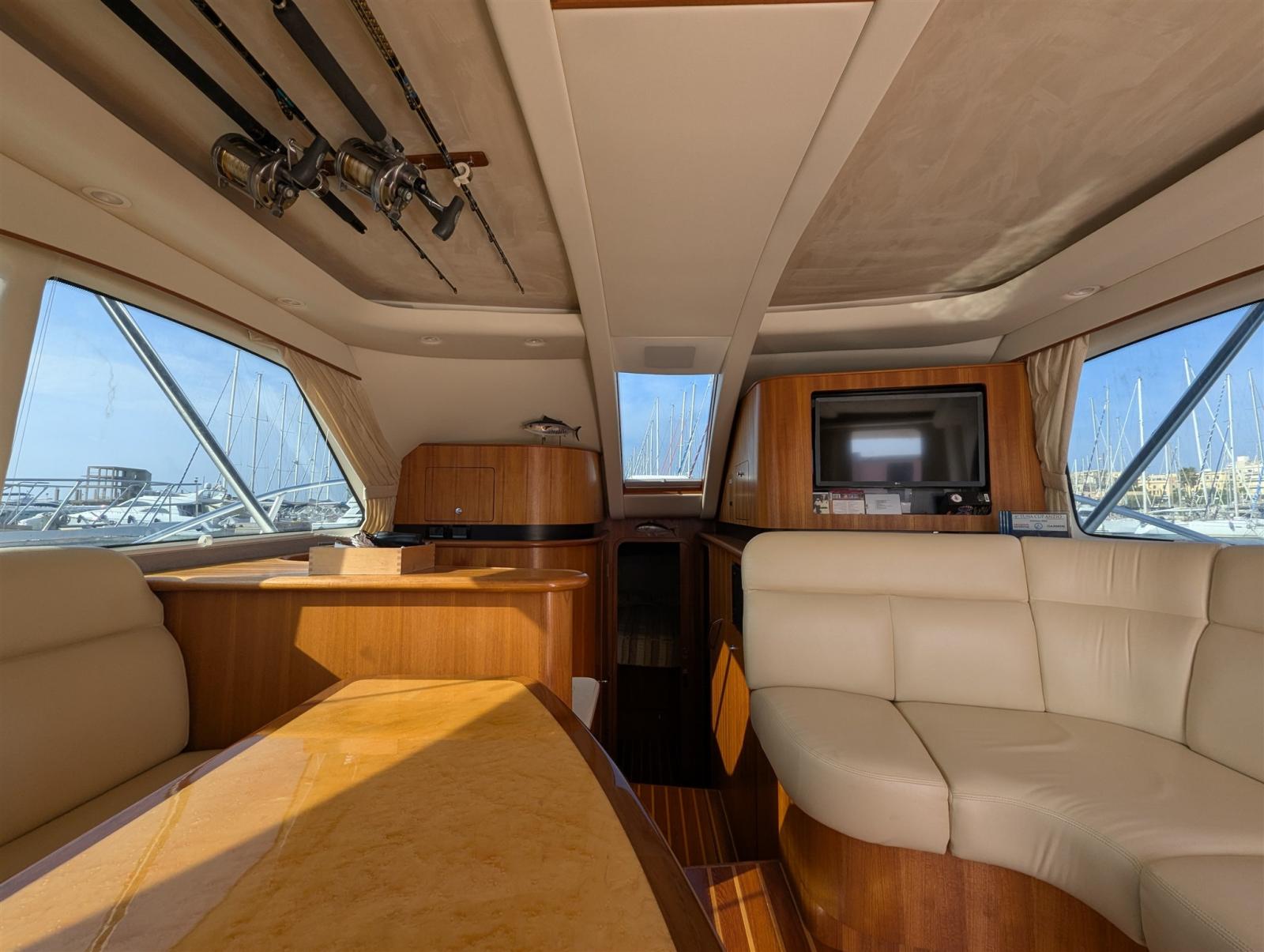 tiara yachts 3900 convertible