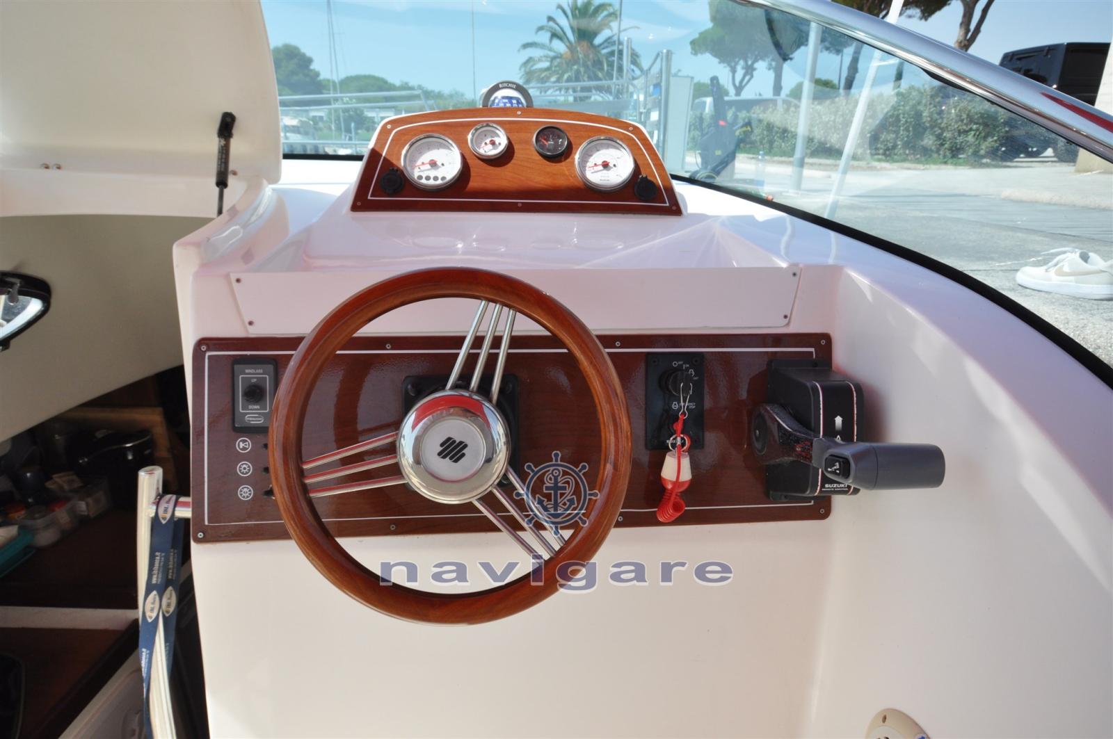 Marinello 26 cabin