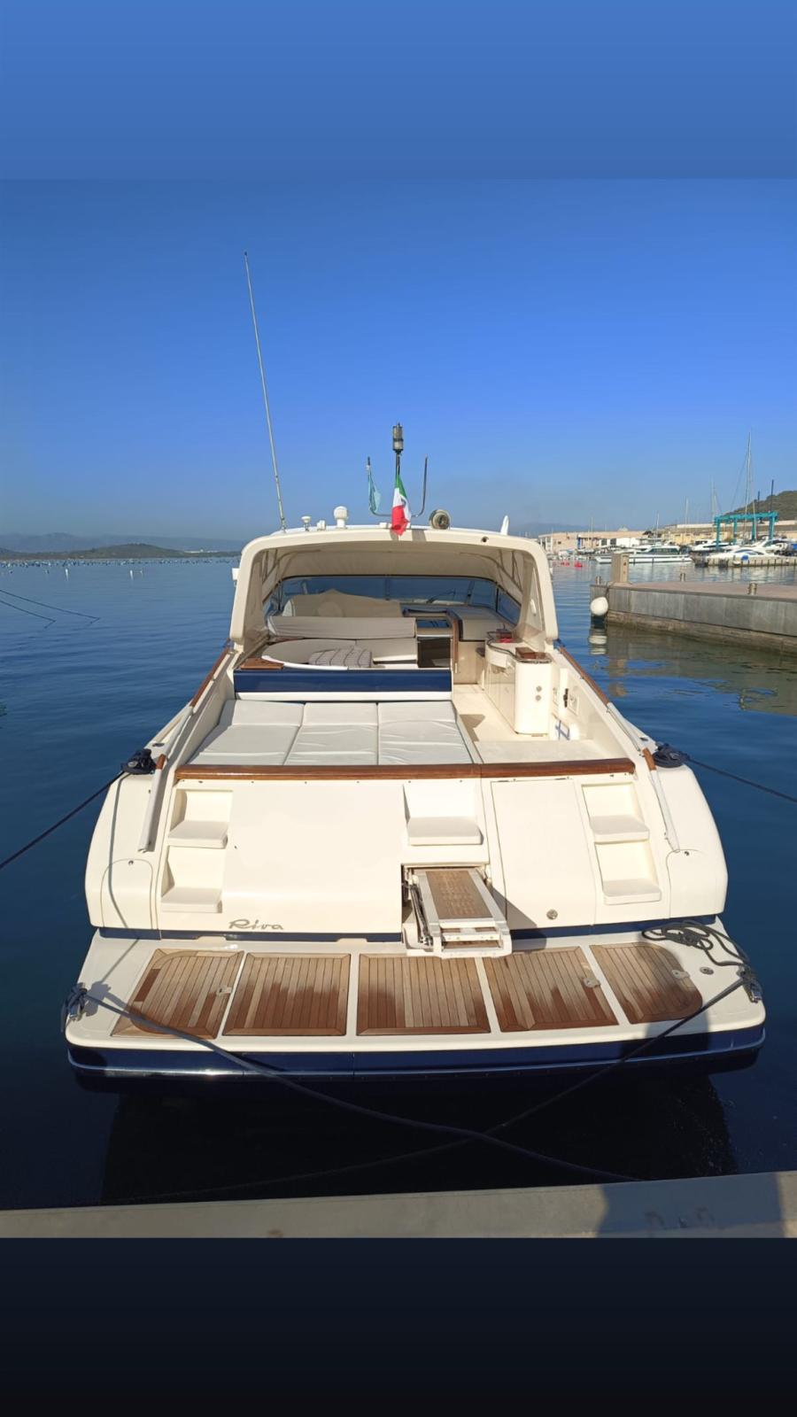 riva Aquarius 54