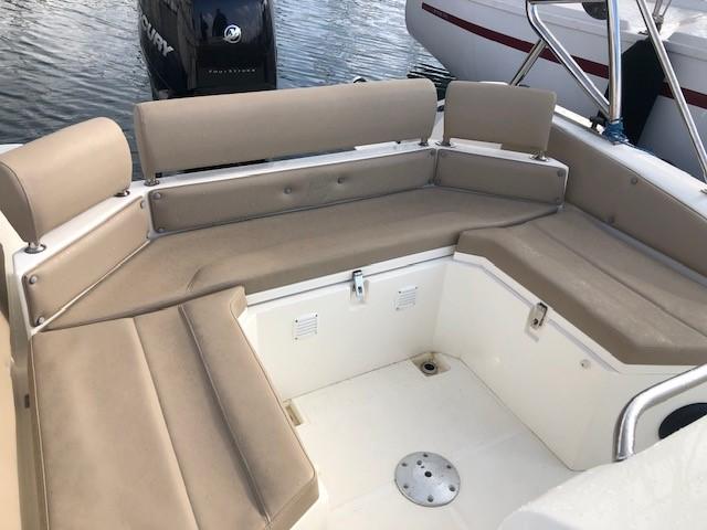 black fin Elegance 8