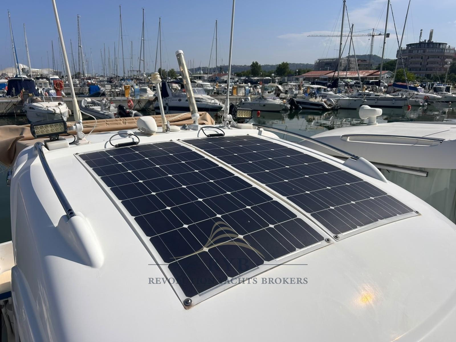 beneteau Antares 6