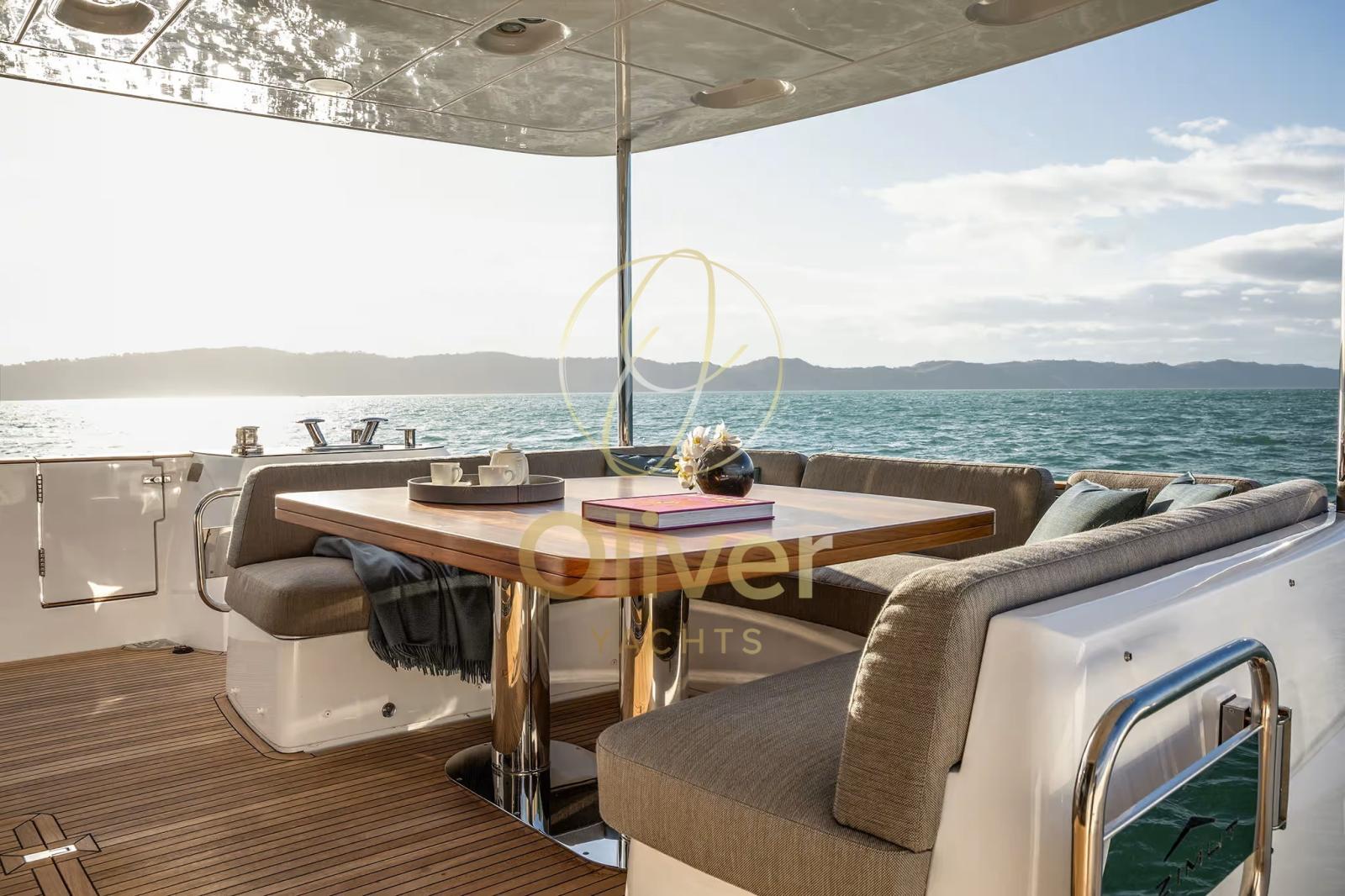 azimut Magellano 66