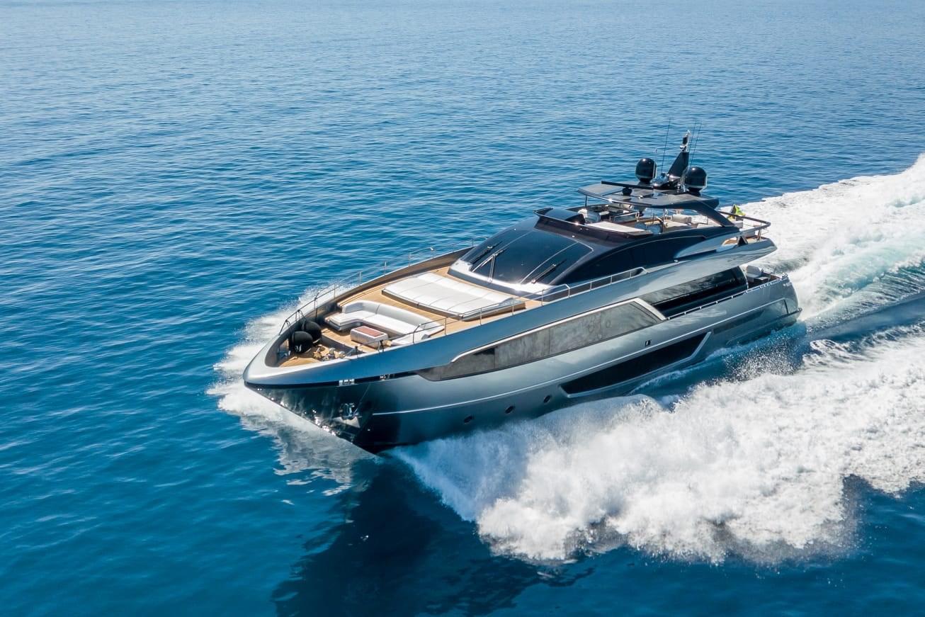 riva 100 corsaro