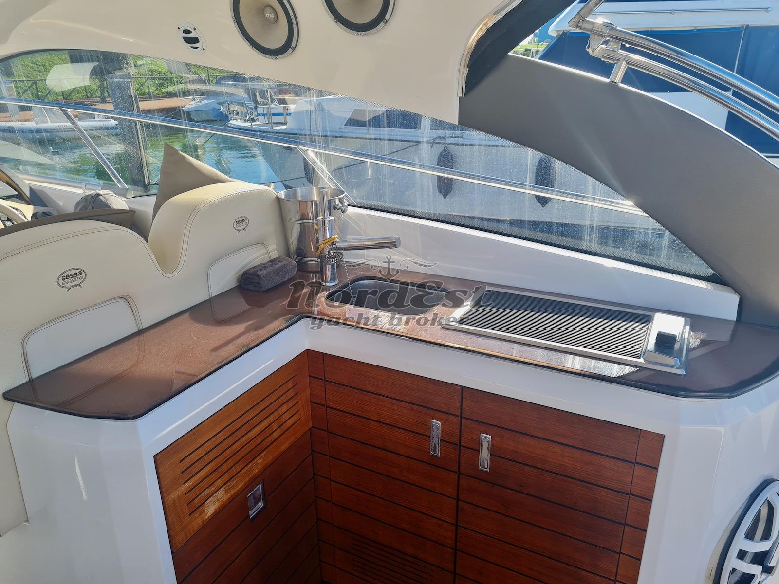 sessa C38 ht hard top