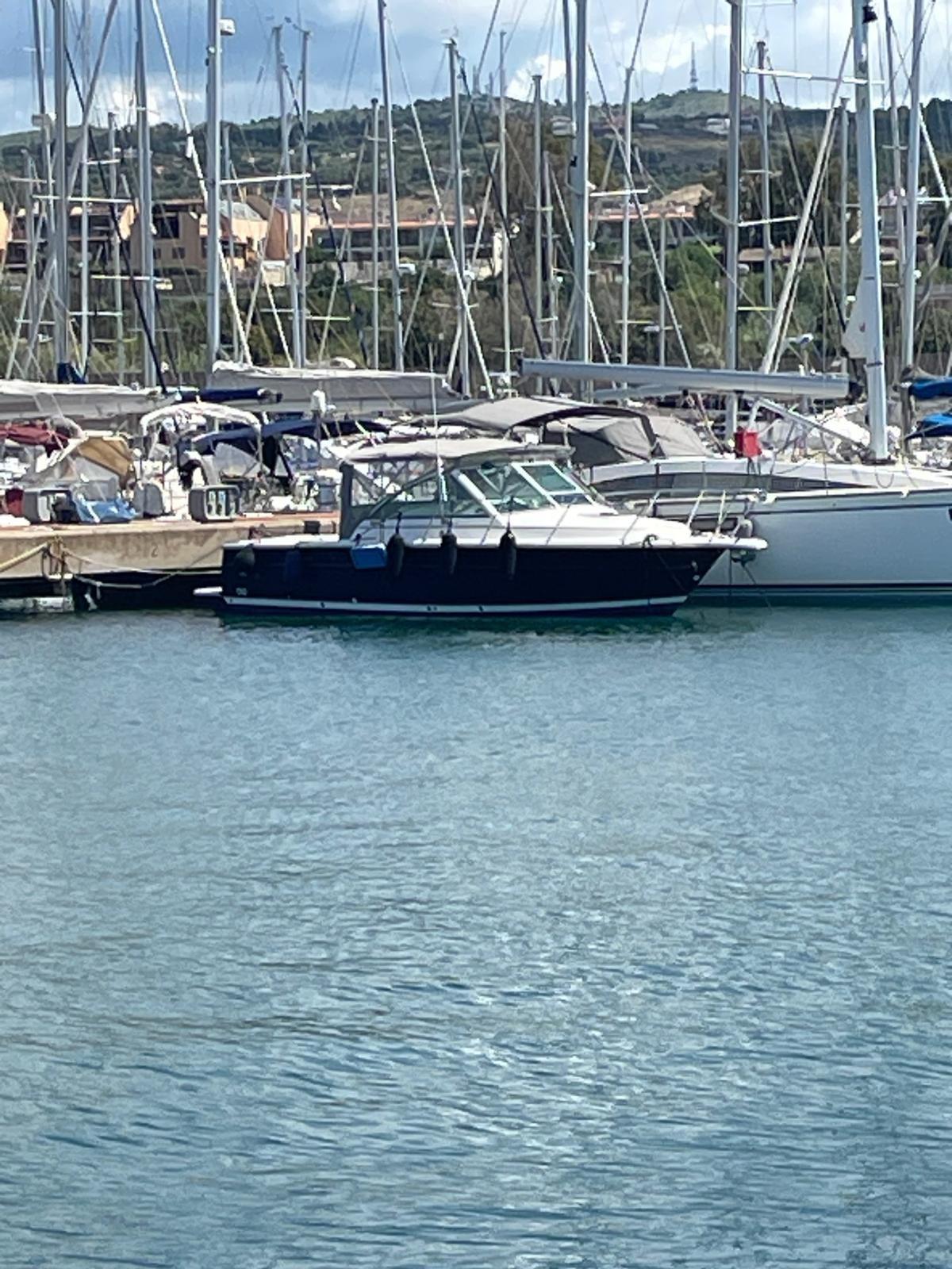 tiara yachts 2900 coronet