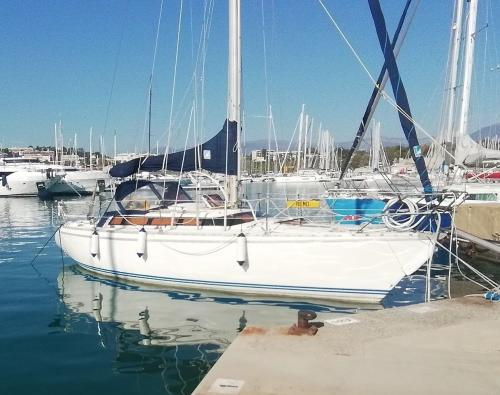 Jeanneau attalia