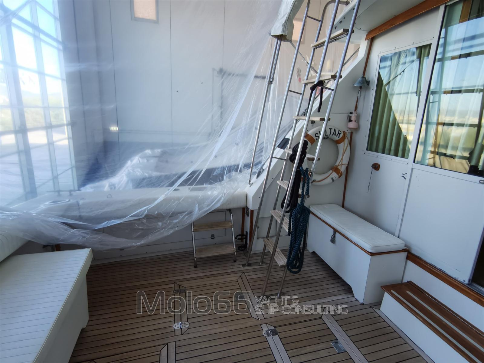 bertram yacht 43' convertible