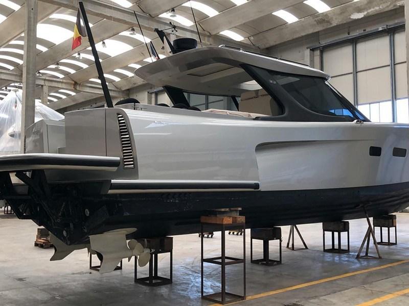 maxi dolphin Md51 power