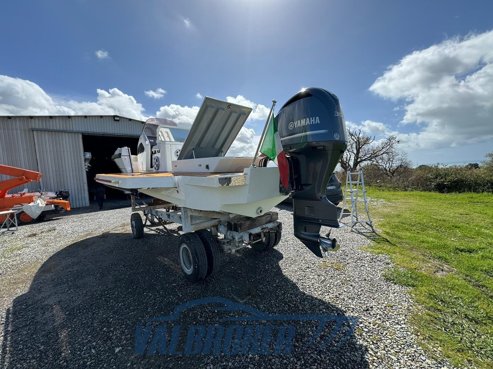 ala yachts Ala 8 walkaround