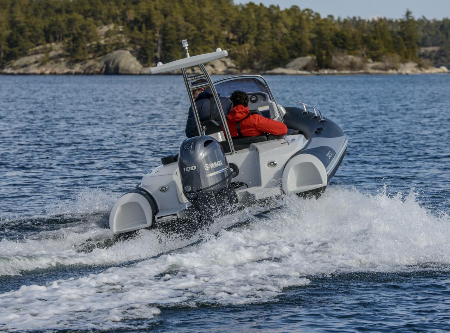 yamaha F100 lb/xb
