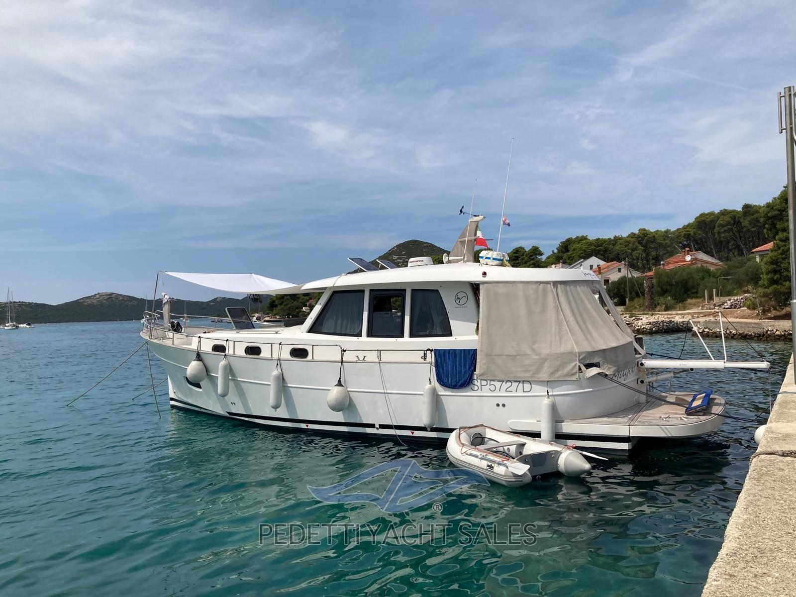 sasga yachts Menorquin 42 ht