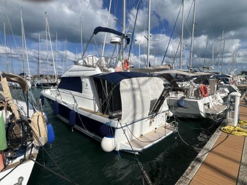 Beneteau antares 10.80