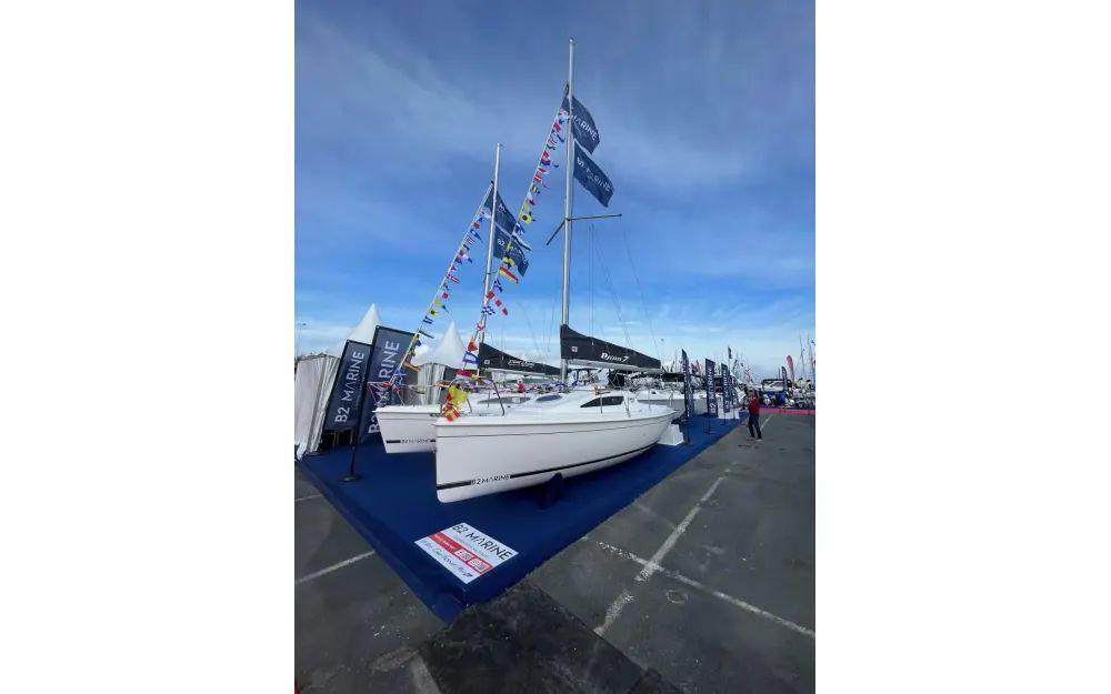 b2 marine Djinn 7