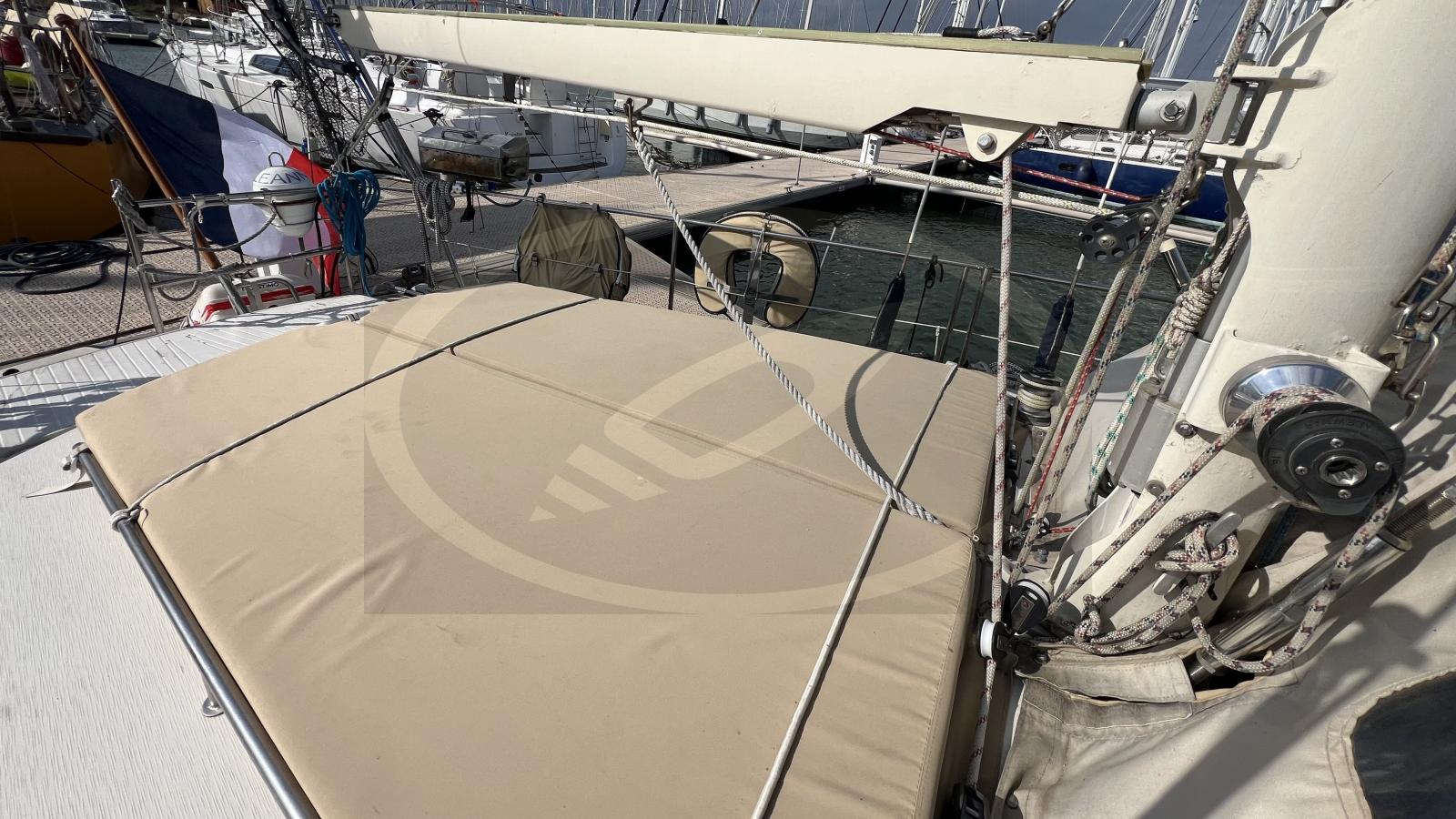 amel Santorin