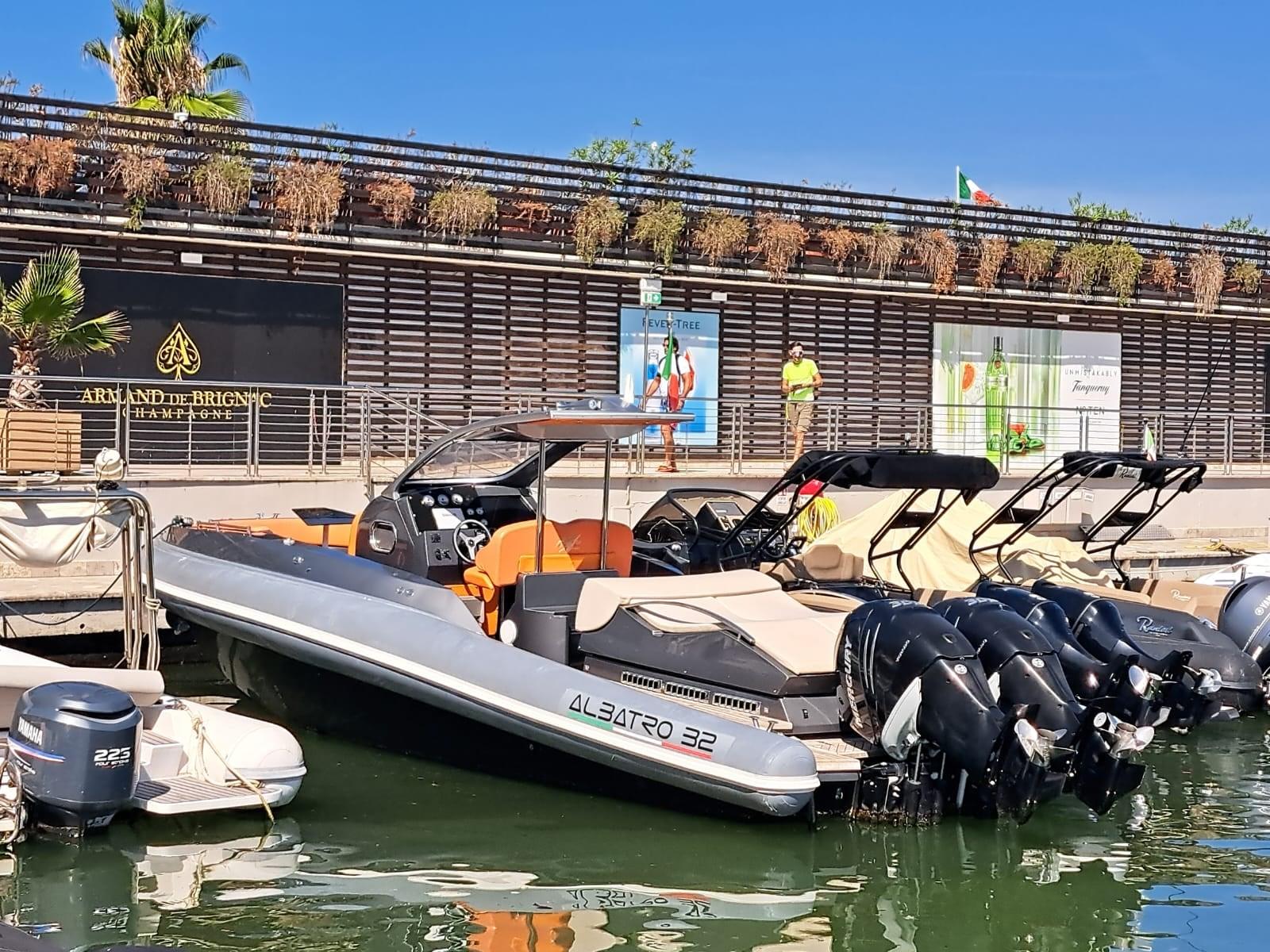 albatro international 32 open fb